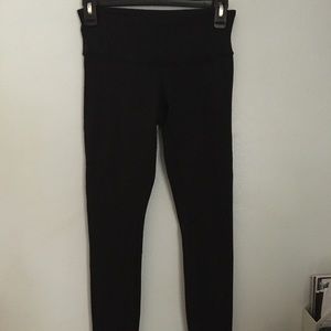 Women’s long Lululemon black leggings